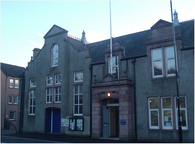 File:Banchory Town Hall - geograph.org.uk - 308029.jpg