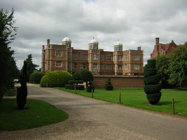 File:Doddington Hall - geograph.org.uk - 45121.jpg