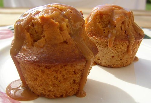 File:Dulce de leche muffins.jpg