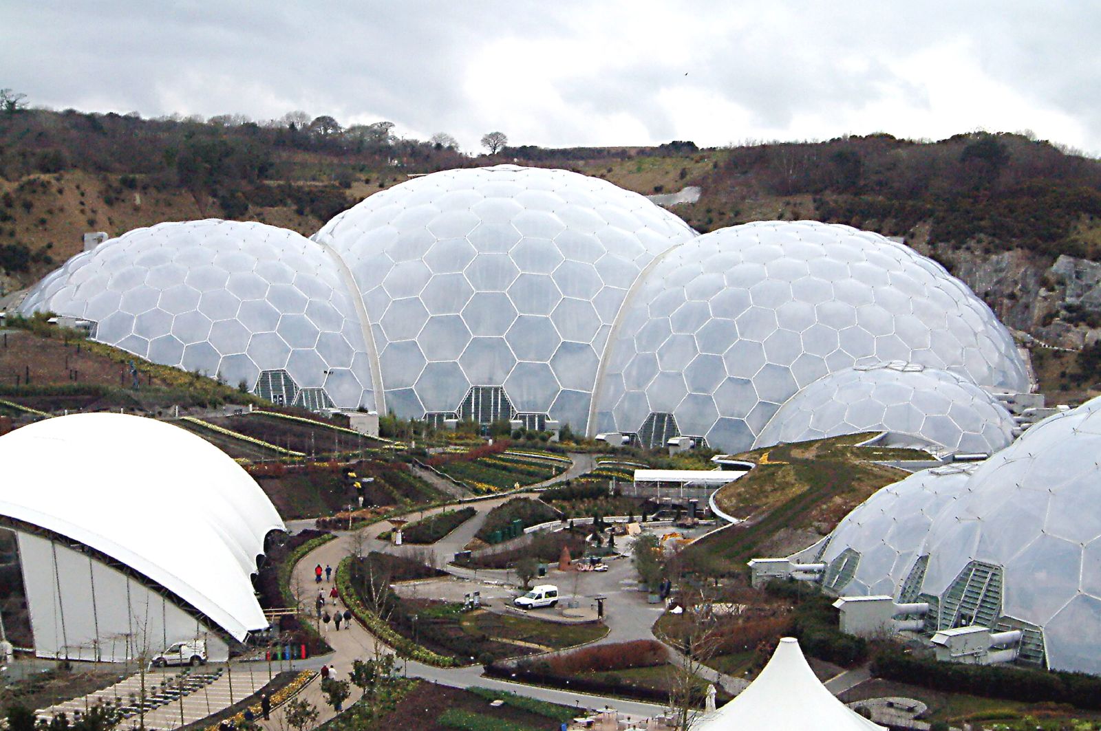 Нанотехнологии в строительстве. Наноэкология в строительстве. Eden Project Cornwall photos.