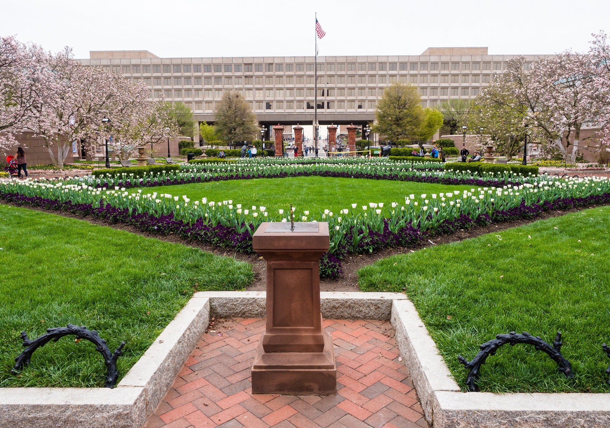 File Enid A Haupt Garden In April 17588580446 Jpg Wikimedia