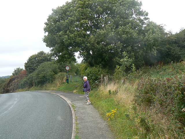 File:Entrance to the footpath from Minffordd to Bangor - geograph.org.uk - 1468439.jpg