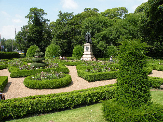 Gorsedd Gardens