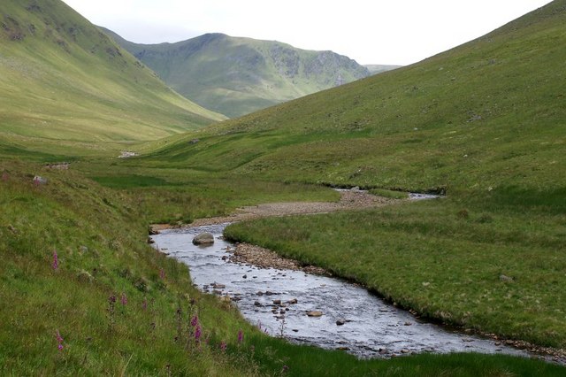 File:Glen Isla above Tulchan - geograph.org.uk - 896633.jpg