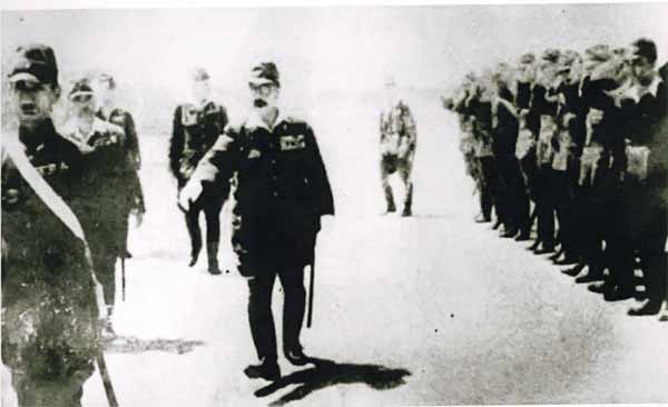 File:Hideki Tōjō inspecting Kuching airfield, 1943.jpg