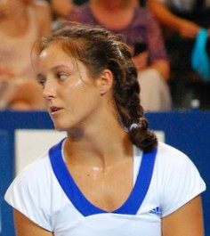 File:Laura Robson Hopman Cup 2010 r+c.jpg