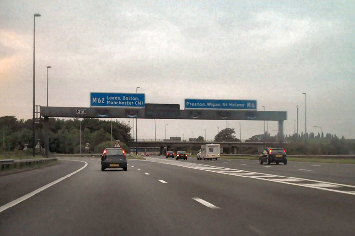 File:M6, Junction 21A - geograph.org.uk - 2062700.jpg