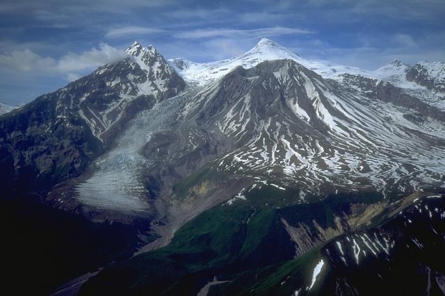 File:Mount Spurr.jpg