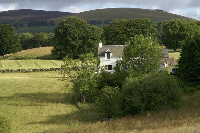 File:Newton of Bamff - geograph.org.uk - 515144.jpg