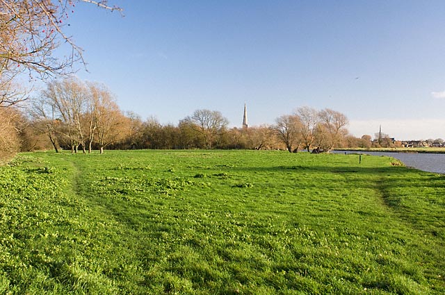 File:Noble's Field, St Ives Cambridgeshire - geograph.org.uk - 317505.jpg