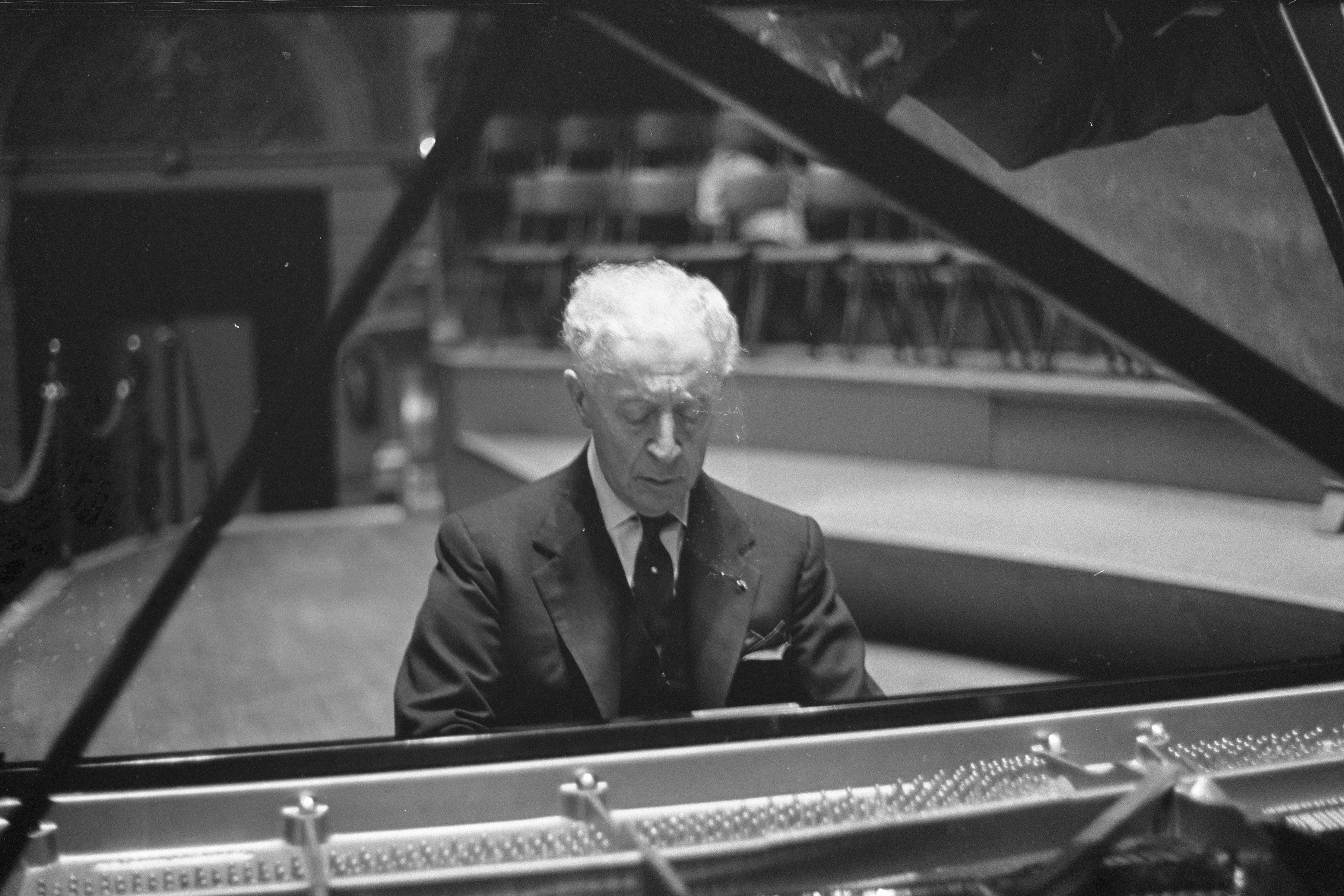 Arthur Rubinstein - Wikipedia