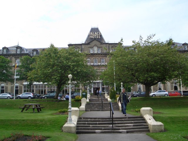 File:Palace Hotel, Buxton - geograph.org.uk - 1354925.jpg