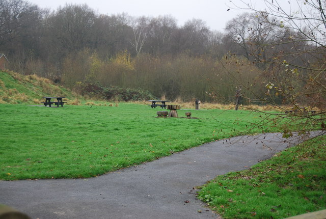 File:Picnic Site, Barnett's Wood Nature Reserve - geograph.org.uk - 1064592.jpg