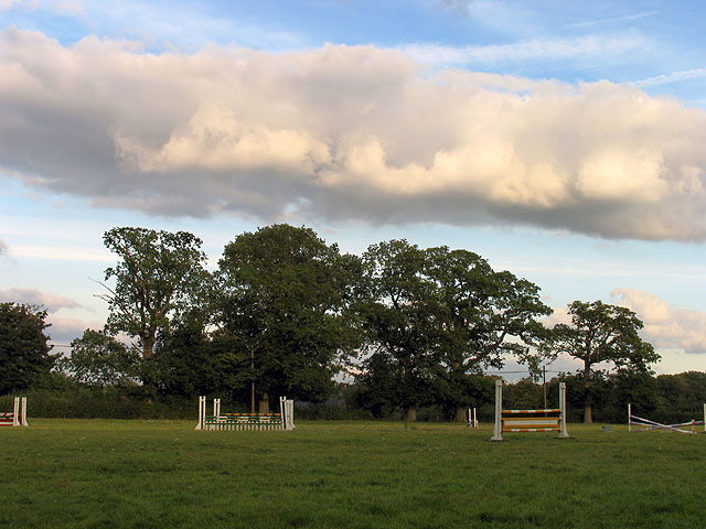 File:Riding School at East Woodhay - geograph.org.uk - 59825.jpg