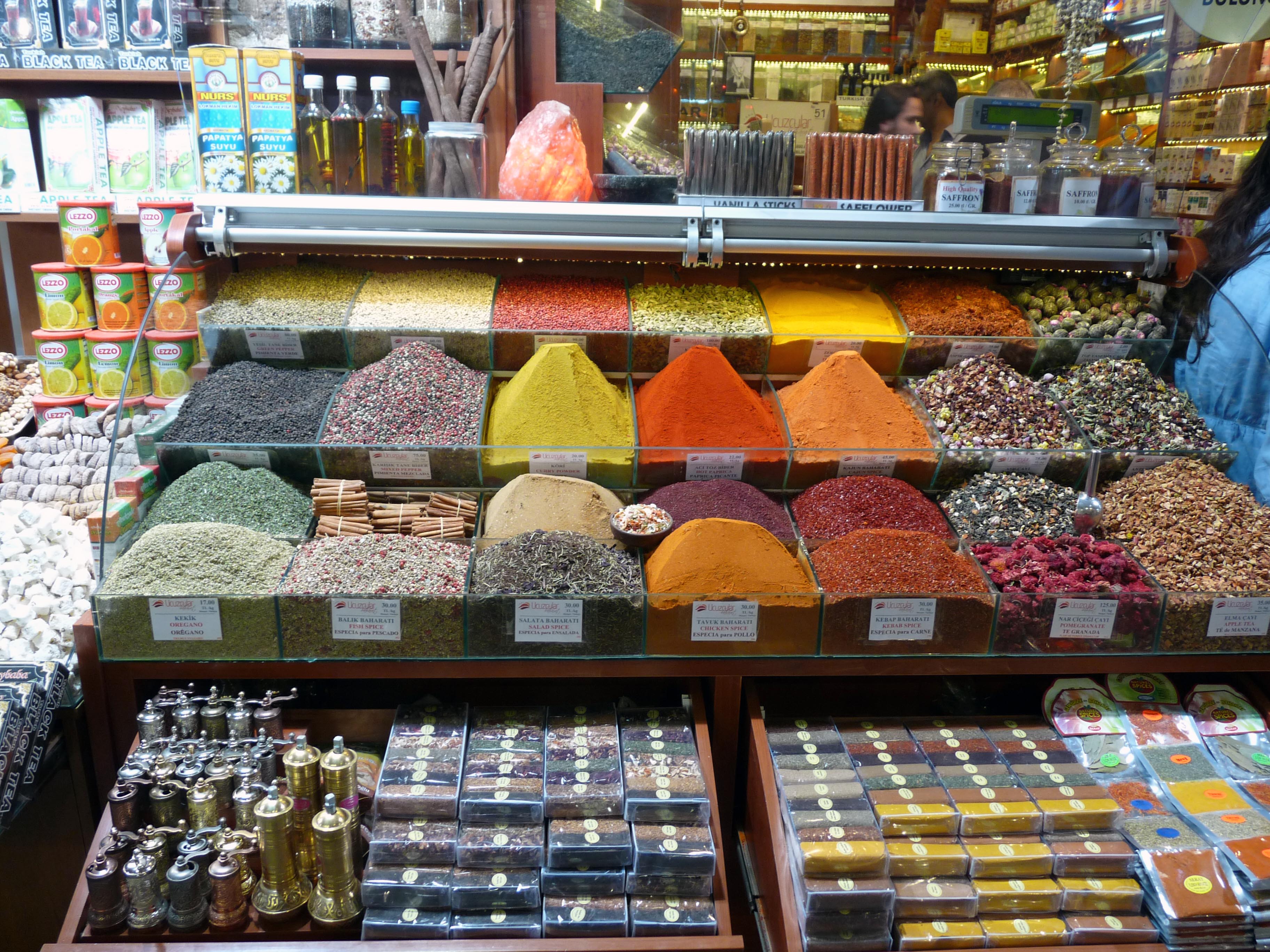 Spice bazaar. Spice Bazaar Istanbul. Специи Bazaar. Турецкий чай в Стамбуле Гранд базар. Семена рынок в Истанбул.