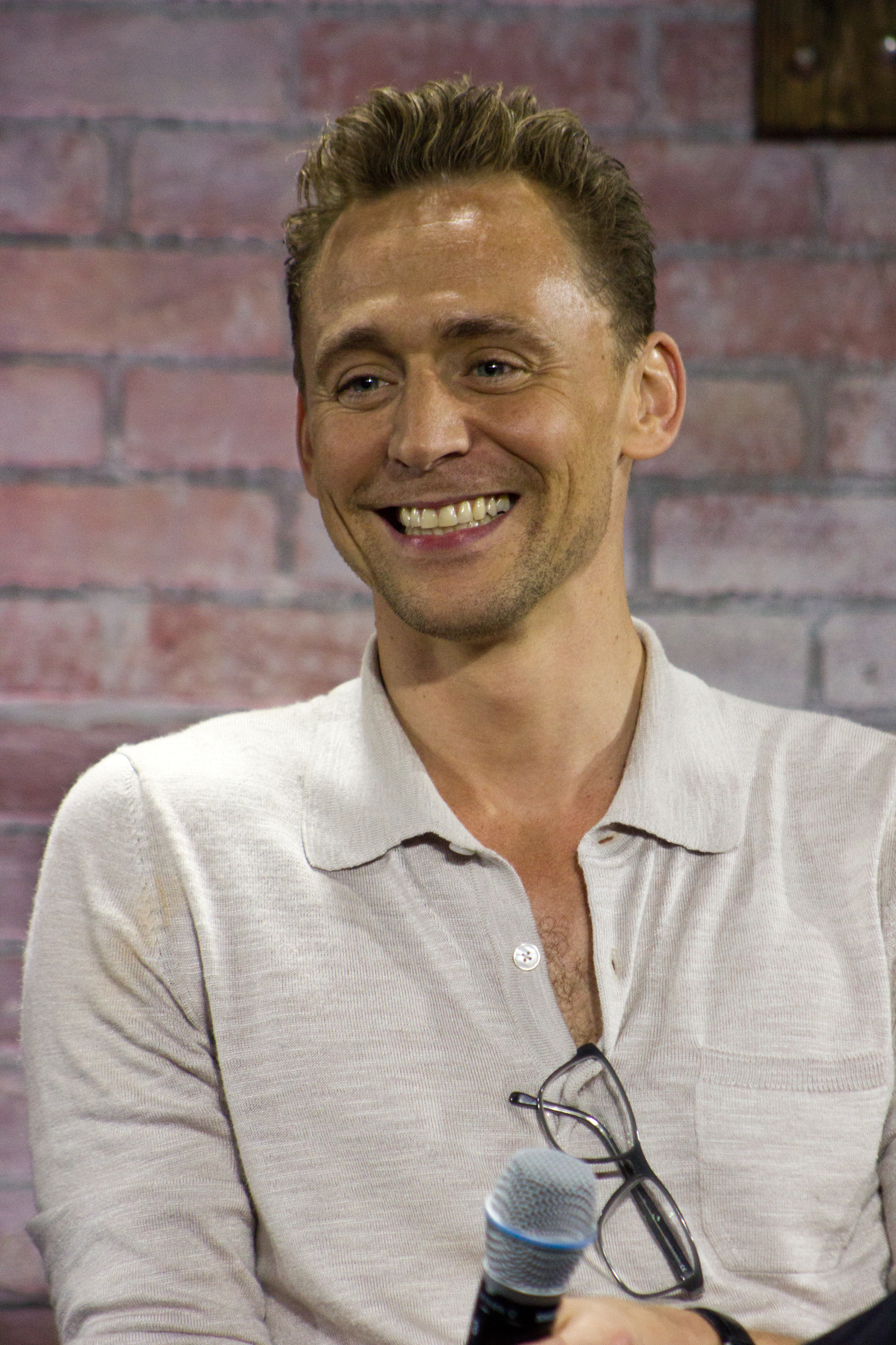 Tom Hiddleston – Wikipédia, a enciclopédia livre