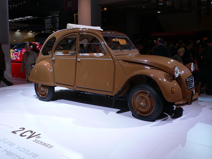 File:2cv by hermès.jpg