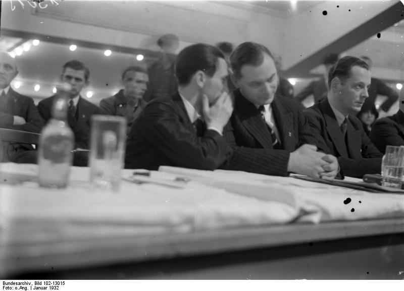 Alfred Rosenberg (desno) i [[Joseph Goebbels