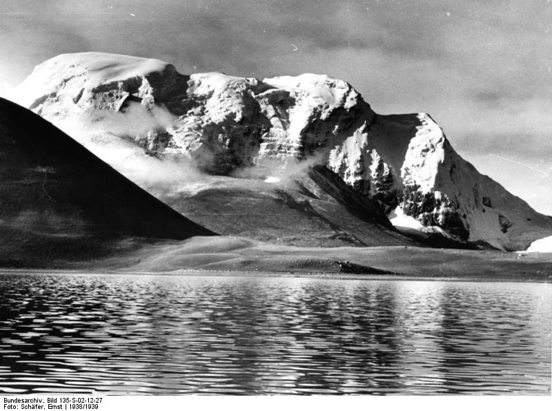 File:Bundesarchiv Bild 135-S-02-12-27, Tibetexpedition, Landschaftsaufnahme.jpg