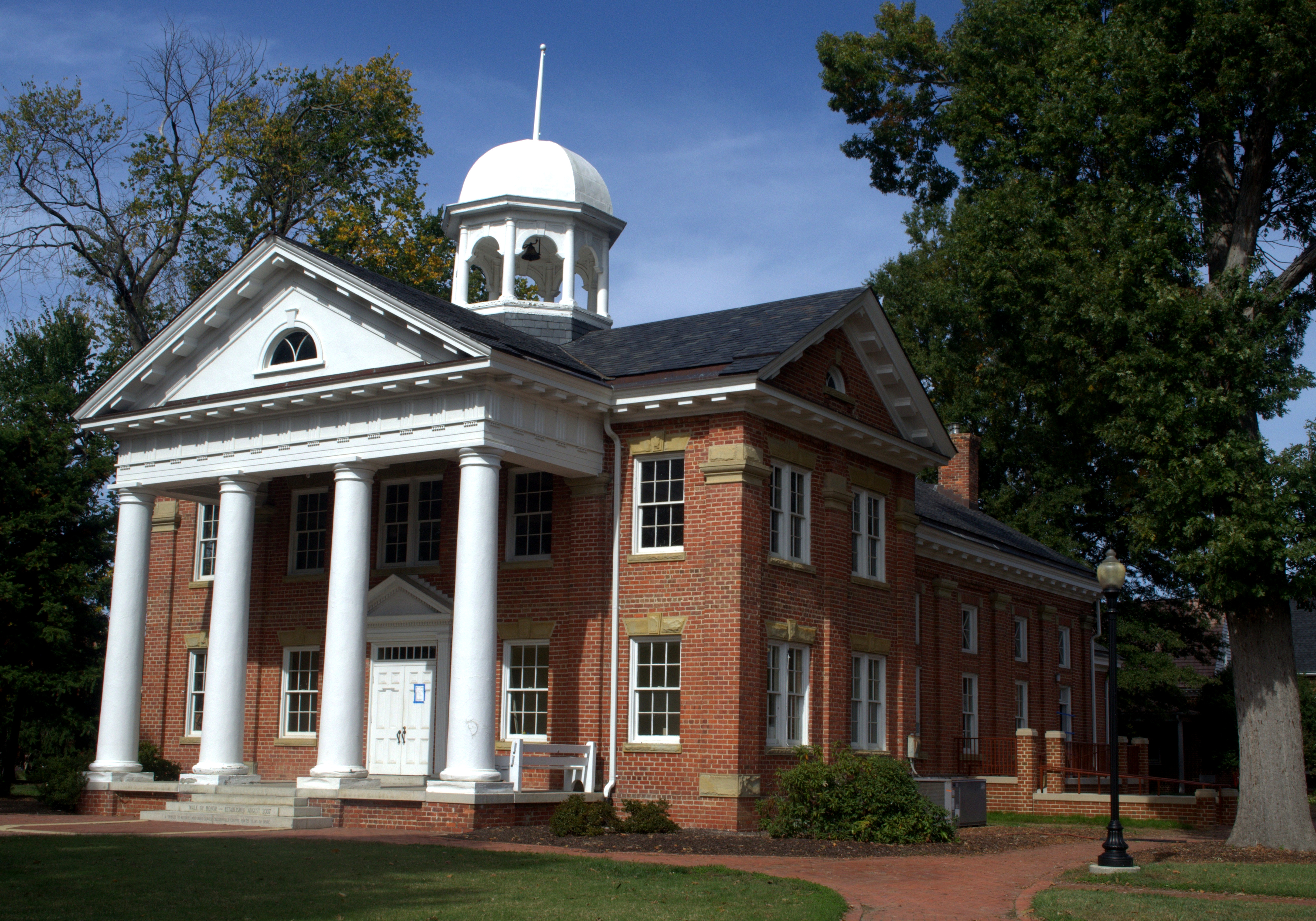 Photo of Chesterfield County Courthouse and Courthouse Square