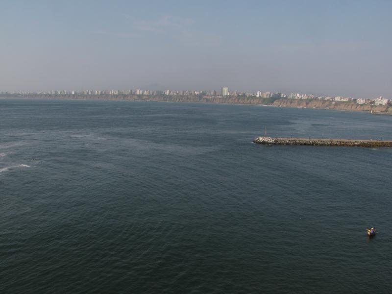 File:Coast of Lima from Chorrillos.jpg