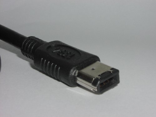 File:FireWire stekker.JPG