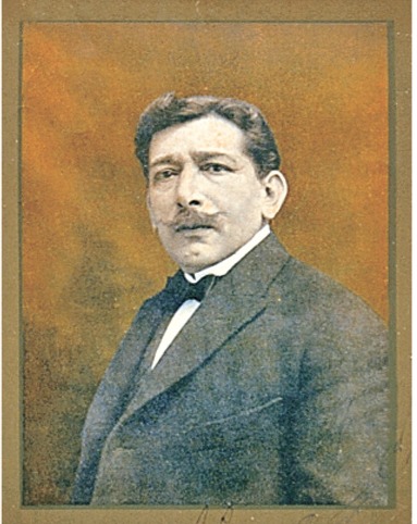 File:Guillermo Córdova, escultor (2).jpg