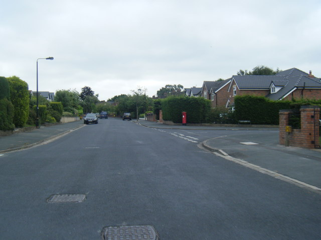 File:High Elm Road at Longsides Road - geograph.org.uk - 4040136.jpg