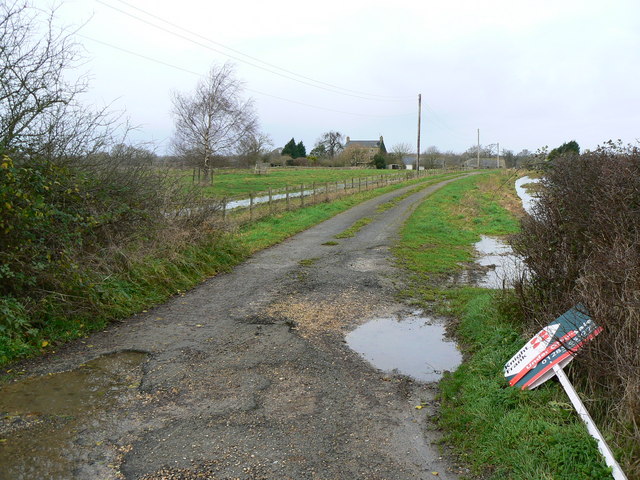 File:North Farm, Water Eaton, Swindon - geograph.org.uk - 302437.jpg