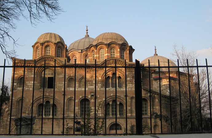 File:Pammakaristos Church back facade.jpg