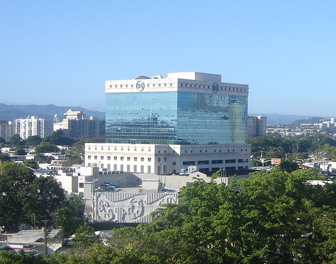 File:R-G building in San Juan (Puerto Rico).jpg