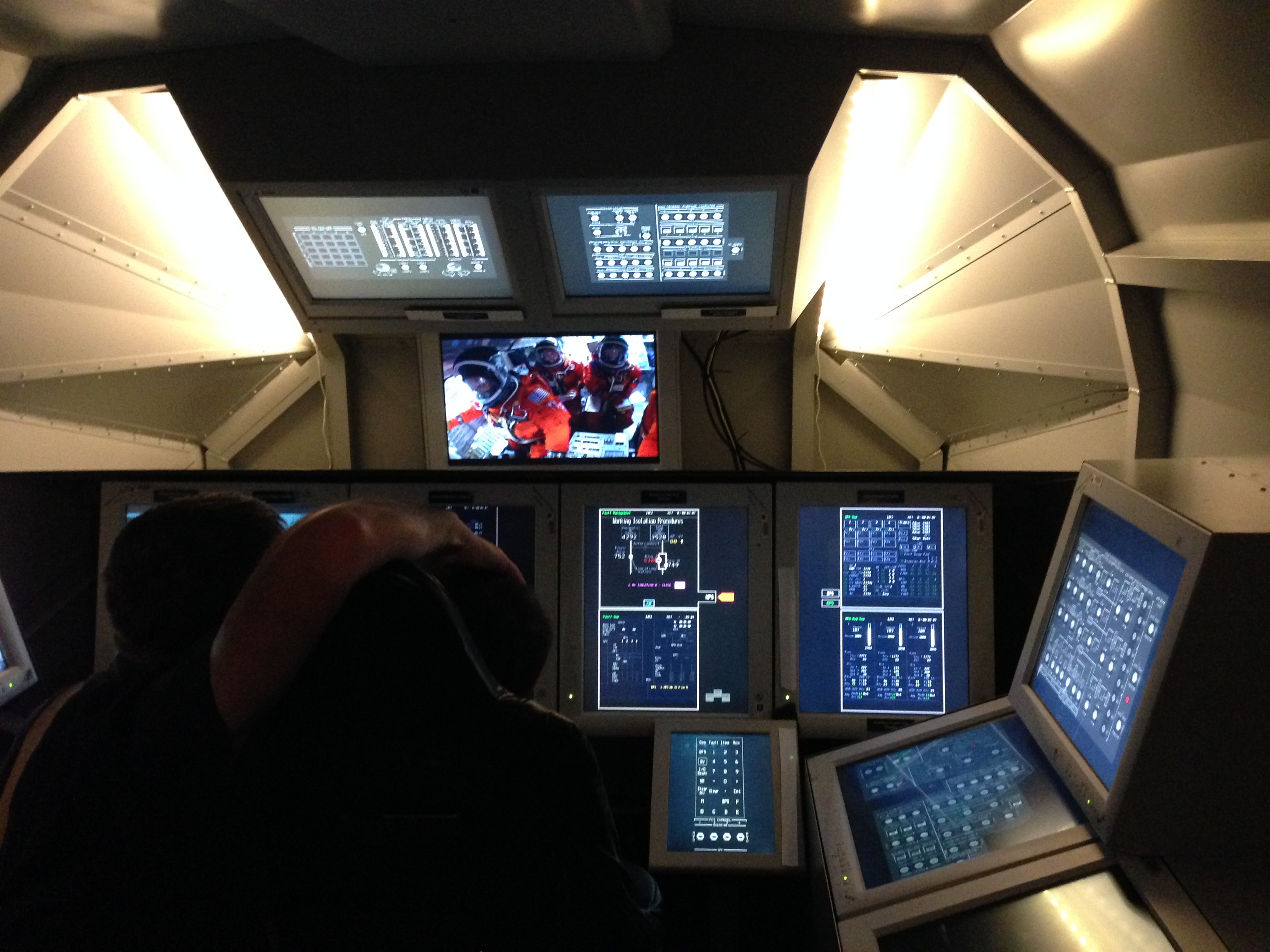 File Space Shuttle Simulator At Nasa Ames Jpg Wikimedia