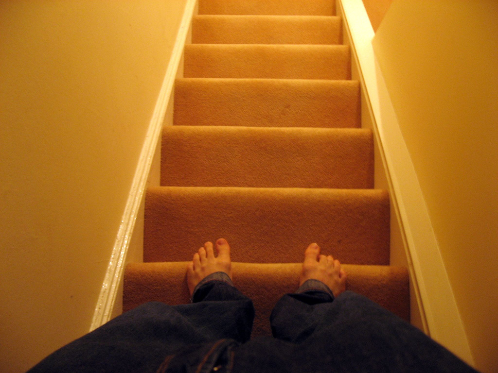 File View Down To Own Feet On Stairs Jpg Wikimedia Commons
