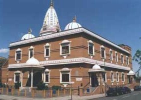 How to get to Shri Swaminarayan Mandir, London (Willesden) with public transport- About the place