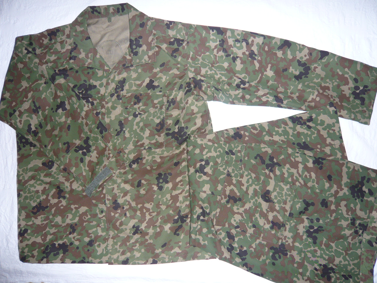 File:陸上自衛隊迷彩作業服3型20100718-01.jpg - Wikipedia