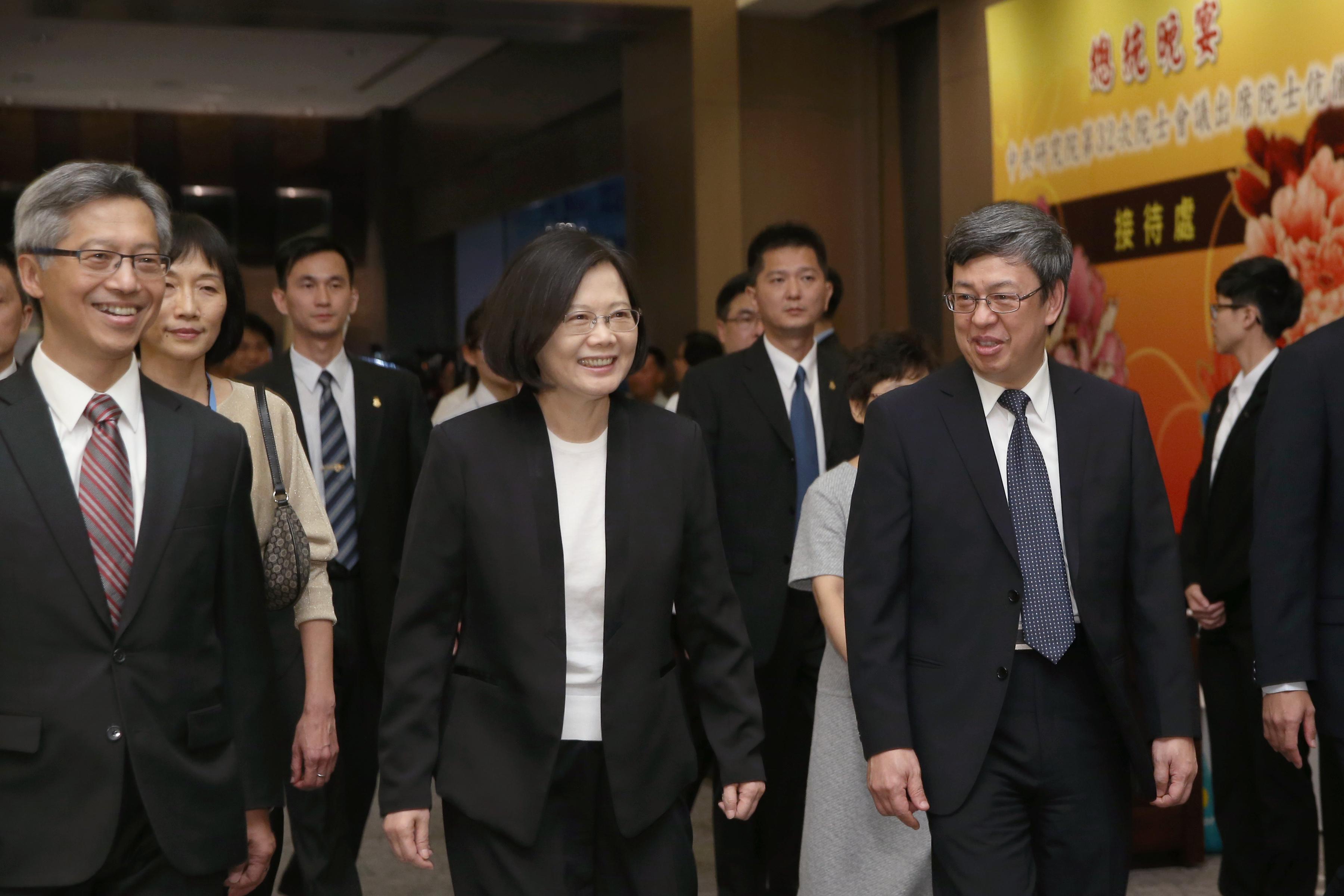 (Left to right) President James C. Liao, president of Taiwan [[Ing-wen Tsai