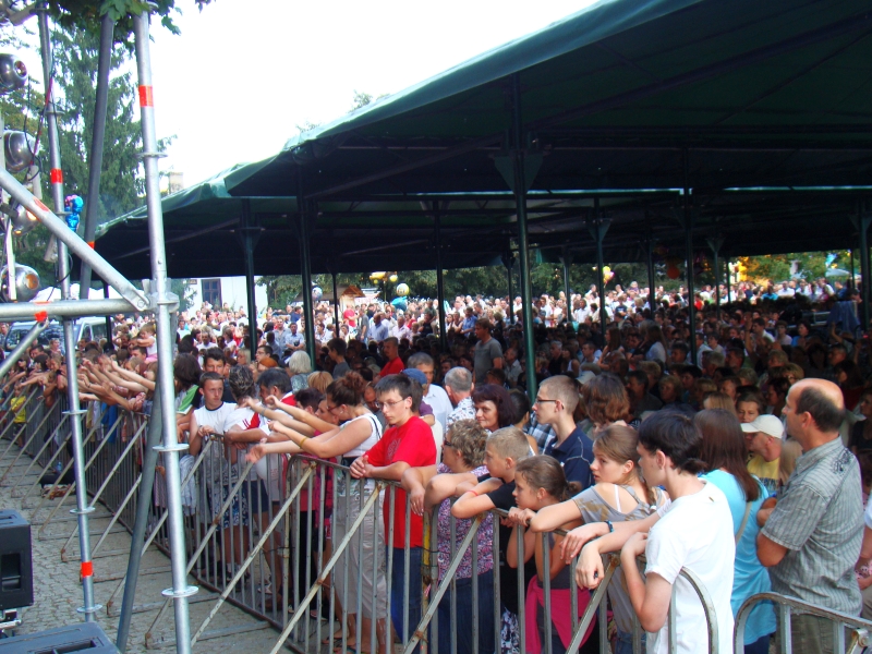 File:08648 Karpatisches Geschmack-Kermes im Sanok.jpg