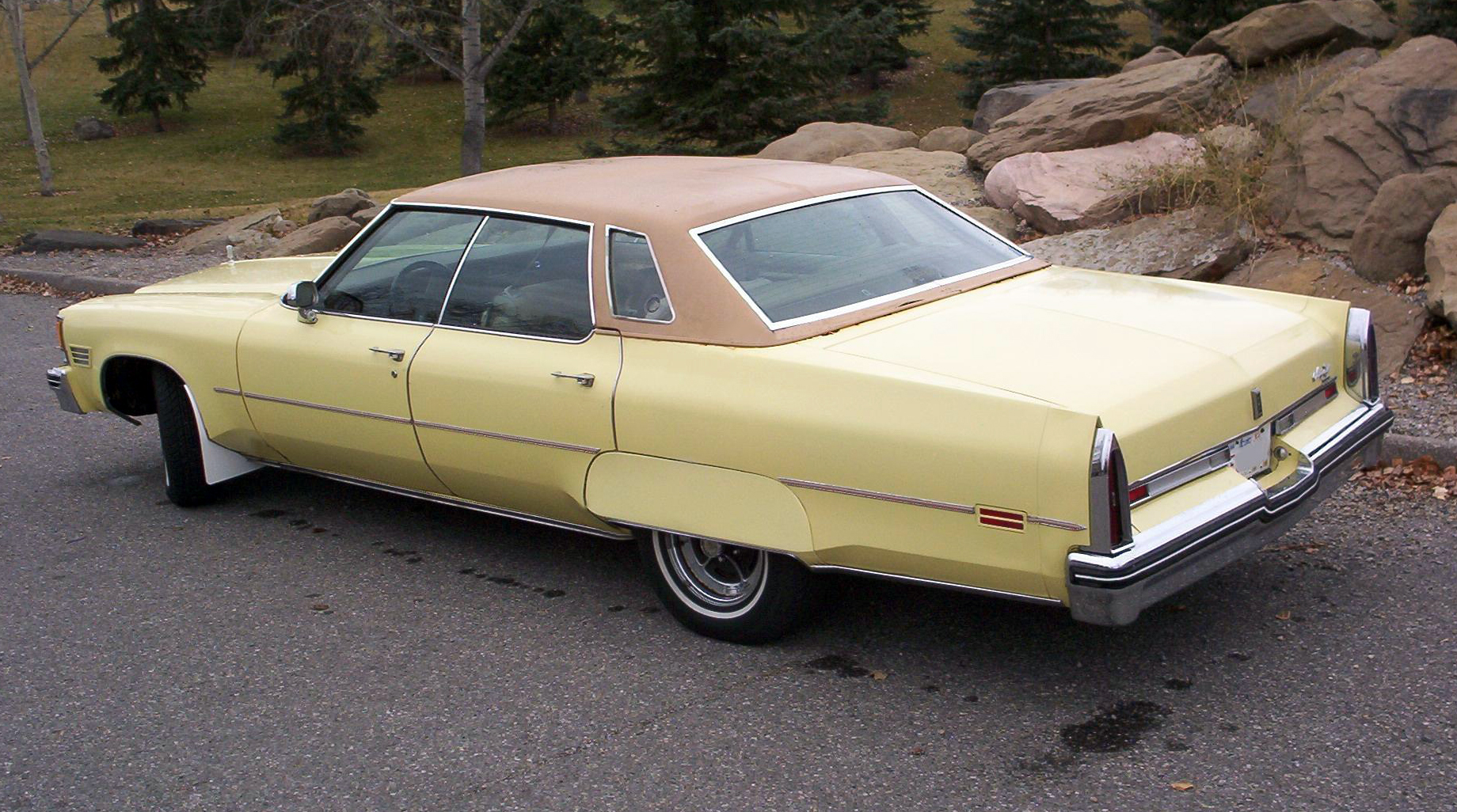 file 1976 oldsmobile ninety eight regency rear jpg wikimedia commons https commons wikimedia org wiki file 1976 oldsmobile ninety eight regency rear jpg