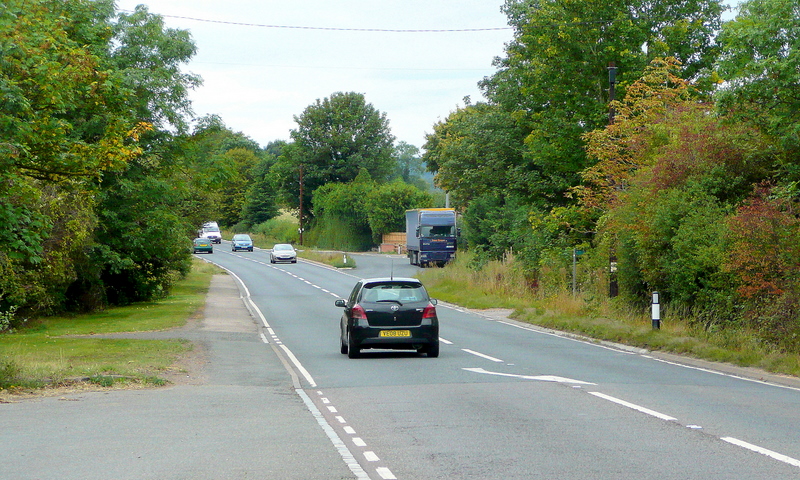 File:A40 westbound - geograph.org.uk - 2589319.jpg