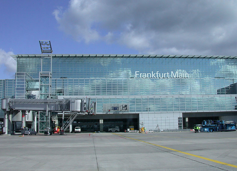 File:AirportFrankfurt terminal2.jpg