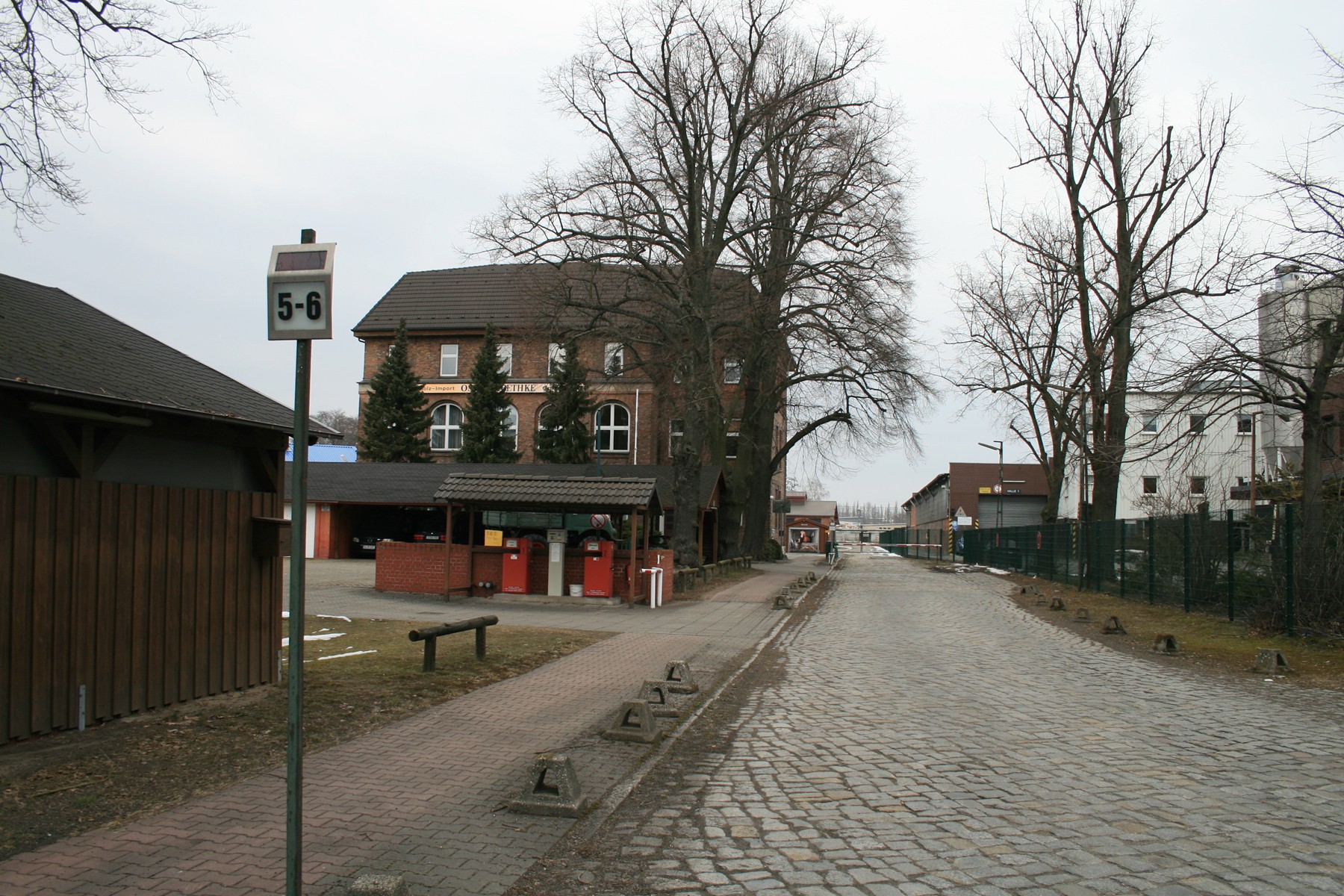 Berlin-Reinickendorf Flottenstraße 5–6 LDL 09011955.JPG. 