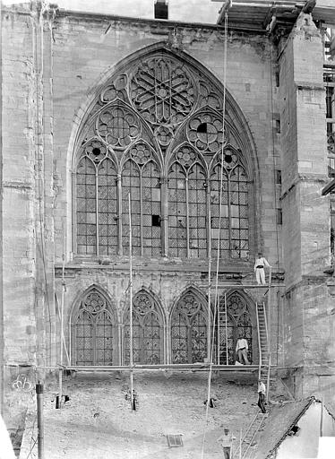 File:Cathédrale Saint-Etienne - Façade nord, partie supérieure du transept - Meaux - Médiathèque de l'architecture et du patrimoine - APMH00015033.jpg