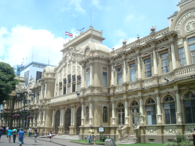 File:Edificio de Correos y Telegrafos. San Jose. Costa Rica.JPG