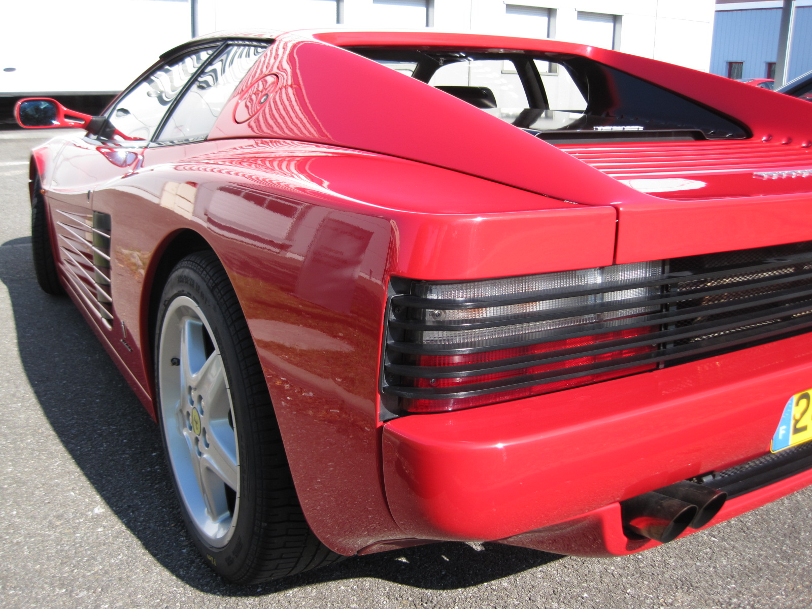 Ferrari Testarossa 1984 фары