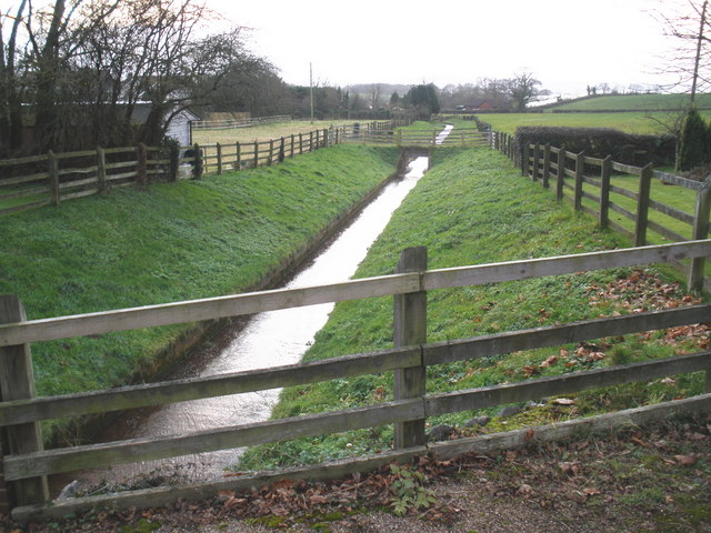 File:Flood relief channel, Woodbury - geograph.org.uk - 1084517.jpg