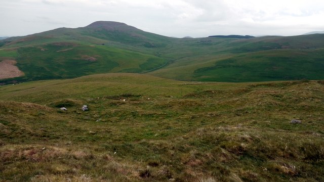 File:Hownam Rings - geograph.org.uk - 1373570.jpg