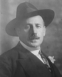 File:Ignacio Zuloaga 1925.jpg