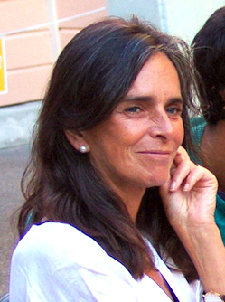 File:LOURDES GARCIA SOGO.jpg