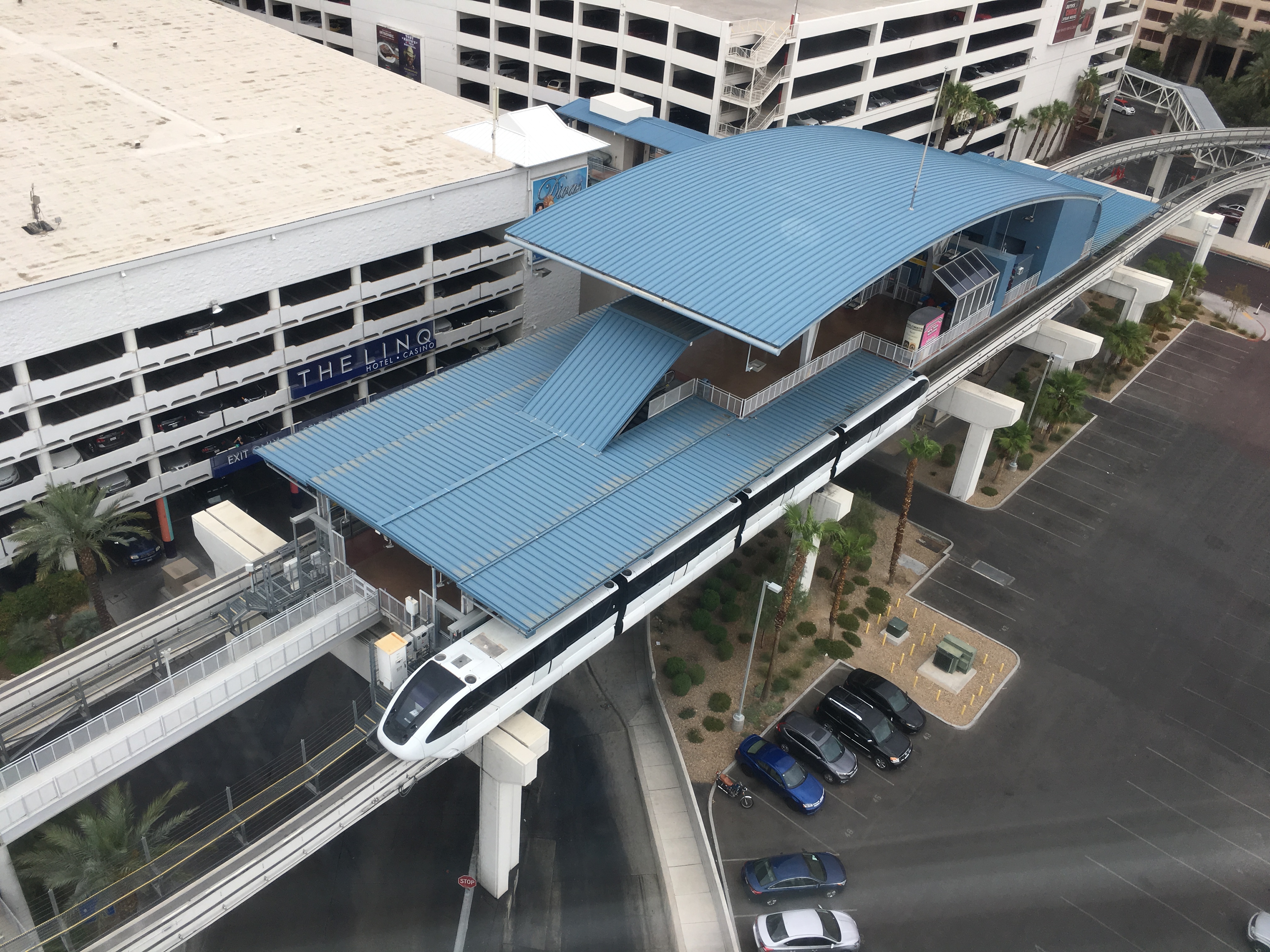 Monorails & Trams in Las Vegas