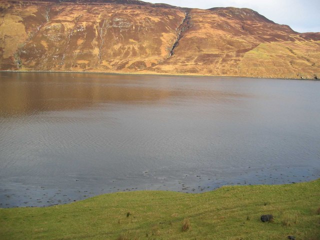 Loch Sligachan - geograph.org.uk - 136823